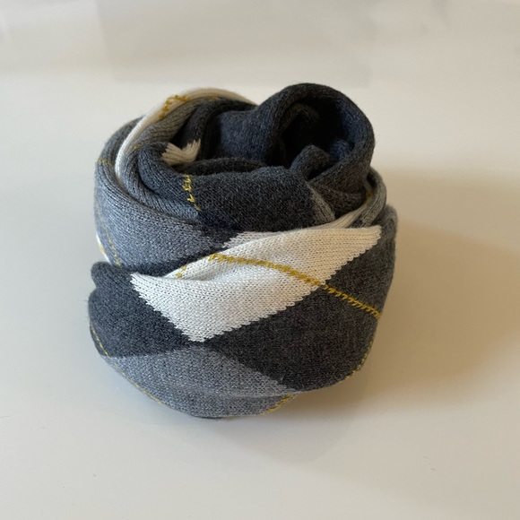 JACOB | Gray Argyle Oblong Scarf BNWOT - Picture 8 of 10